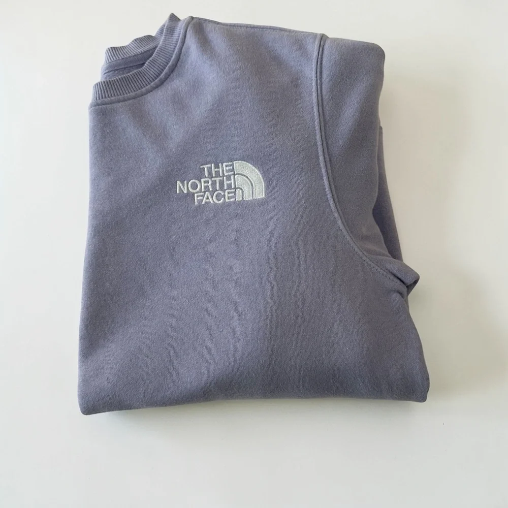 The North Face Lavender Purple Crewneck Pullover Relaxed Fit Sweatshirt Size M - Picture 7 of 9